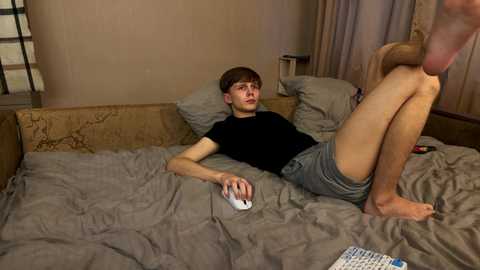 eveandrobert @ chaturbate on 20250609