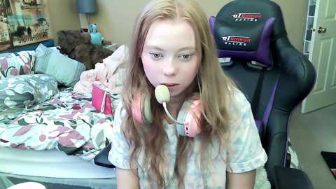 Media: kawaiibelle Chaturbate 2025-06-09 20:41:00