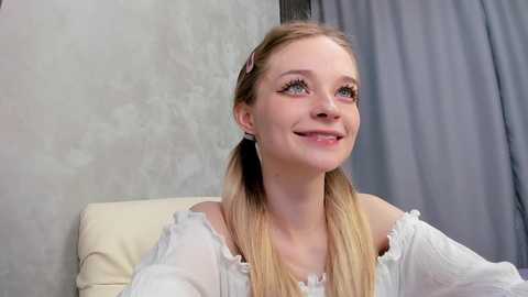 vialeta_baby @ chaturbate on 20250610