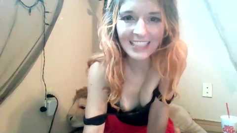 hannahkisses4u @ chaturbate on 20250611