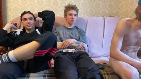heey_nick @ chaturbate on 20250611