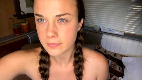 minimaggie @ chaturbate on 20250611