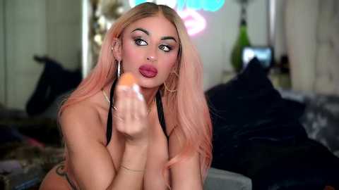 avalonnfoxx @ chaturbate on 20250613