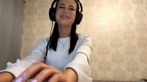 Media: elswythaspell Chaturbate 2025-06-13 15:06:00