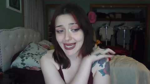 sweetiehunnybee @ chaturbate on 20250613