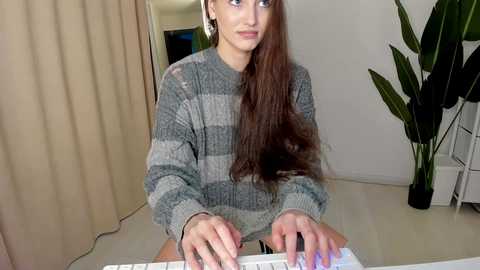 xxx_leila @ chaturbate on 20250613