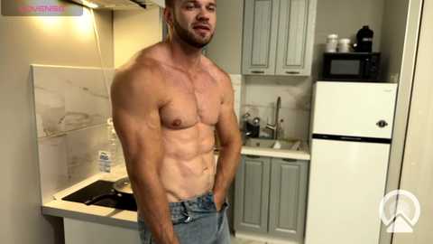 ericeric507 @ chaturbate on 20250614