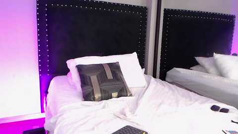 ari_sunshine @ chaturbate on 20250615