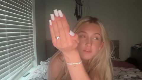 cassiemaee @ chaturbate on 20250615