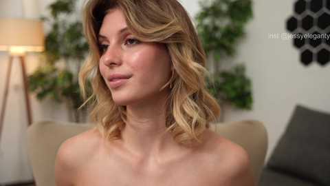 elegant_vibes @ chaturbate on 20250615
