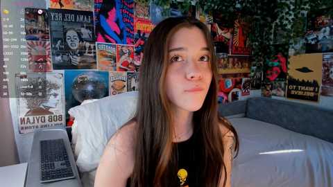 flirtykitty_ @ chaturbate on 20250615