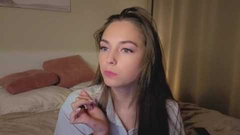 meghanbullins @ chaturbate on 20250616