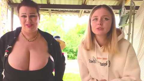 sassy_seasons @ chaturbate on 20250616