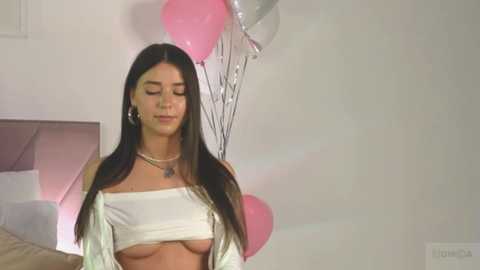 violetta_finch @ chaturbate on 20250616