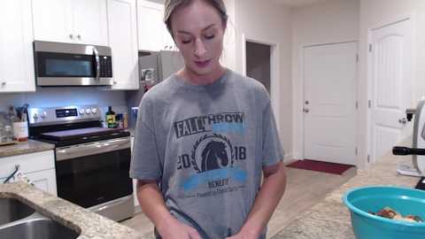 holihurricane @ chaturbate on 20250617