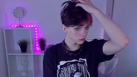 Media: justin_twinkboy Chaturbate 2025-06-17 16:41:00