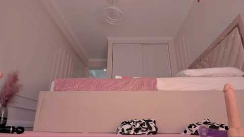 lori_leen @ chaturbate on 20250617