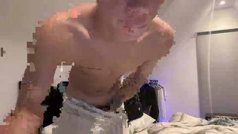 Media: lz_britboy Chaturbate 2025-06-17 22:26:00