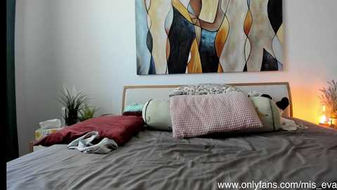 mis_eva @ chaturbate on 20250617