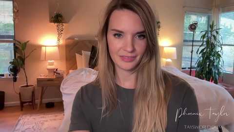 phoenix_taylor @ chaturbate on 20250617