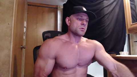 Media: 9fat_inches Chaturbate 2025-06-18 16:07:00