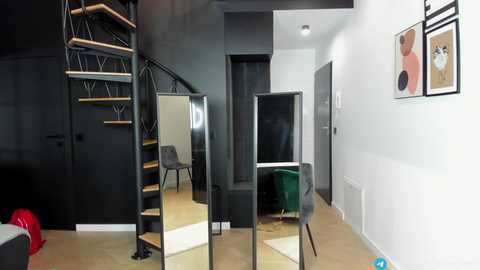Media: dianastar18 Chaturbate 2025-06-18 00:12:00