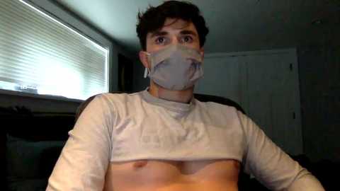 Media: smallesttolarge Chaturbate 2025-06-18 01:37:00