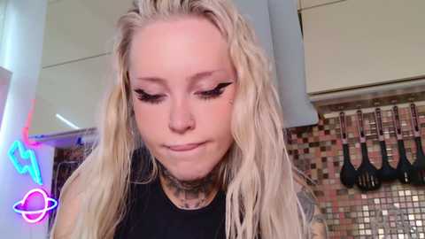 2badforyou @ chaturbate on 20250619