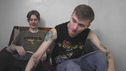 blakelongg @ chaturbate on 20250619