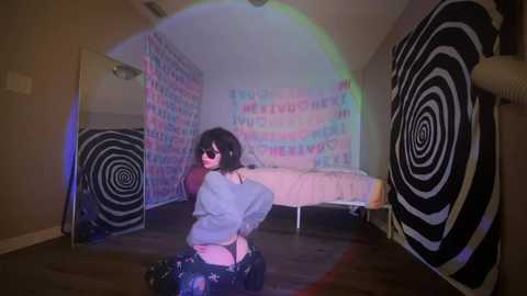 hexivu @ chaturbate on 20250619
