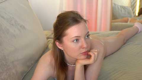 mona_elisa @ chaturbate on 20250619