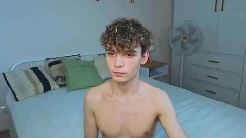 boicute @ chaturbate on 20250620