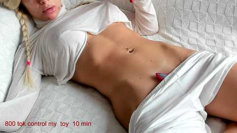 carolinaherera @ chaturbate on 20250620