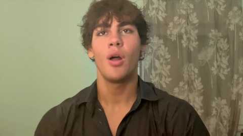 harryking1 @ chaturbate on 20250620