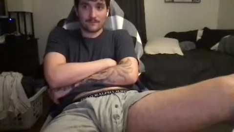 hngboymitch @ chaturbate on 20250620