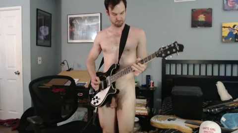 Media: shanestickrod Chaturbate 2025-06-20 04:31:00