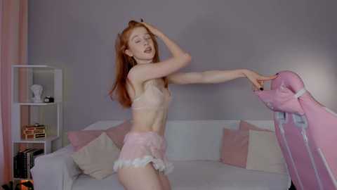 leahsthetics @ chaturbate on 20250621