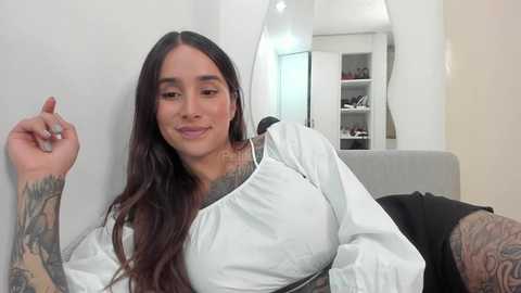 petitealejats @ chaturbate on 20250621