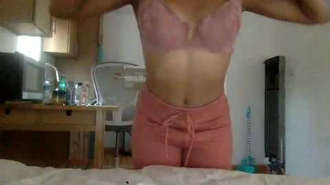 Media: analaya9334 Chaturbate 2025-06-22 17:32:00