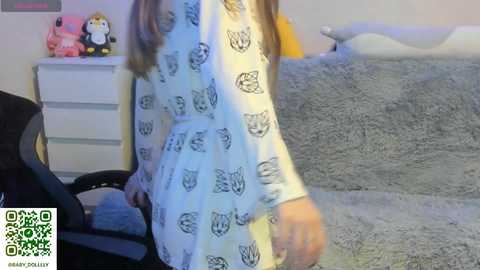 Media: betrylily Chaturbate 2025-06-22 18:15:00
