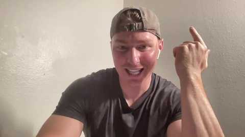 bigmcr1 @ chaturbate on 20250622