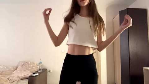 Media: fannygilbertson Chaturbate 2025-06-23 16:23:00