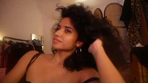 Media: isbelmarie Chaturbate 2025-06-23 05:02:00