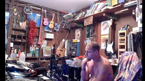 Media: jameswebbscope Chaturbate 2025-06-23 15:59:00
