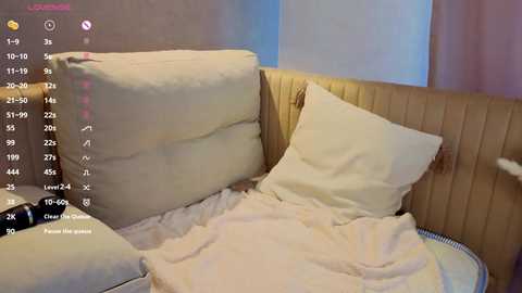lululight @ chaturbate on 20250623