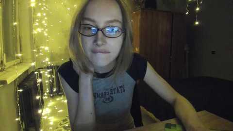 fene4ka @ chaturbate on 20250624