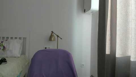 Media: miss_madonnaa Chaturbate 2025-06-24 03:40:00
