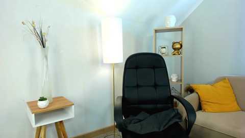 niky_jess @ chaturbate on 20250624