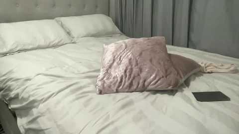scarlettlayne @ chaturbate on 20250624