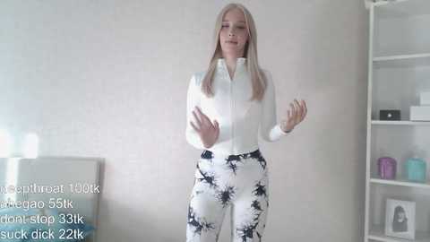 vickyfuckingdoll @ chaturbate on 20250624